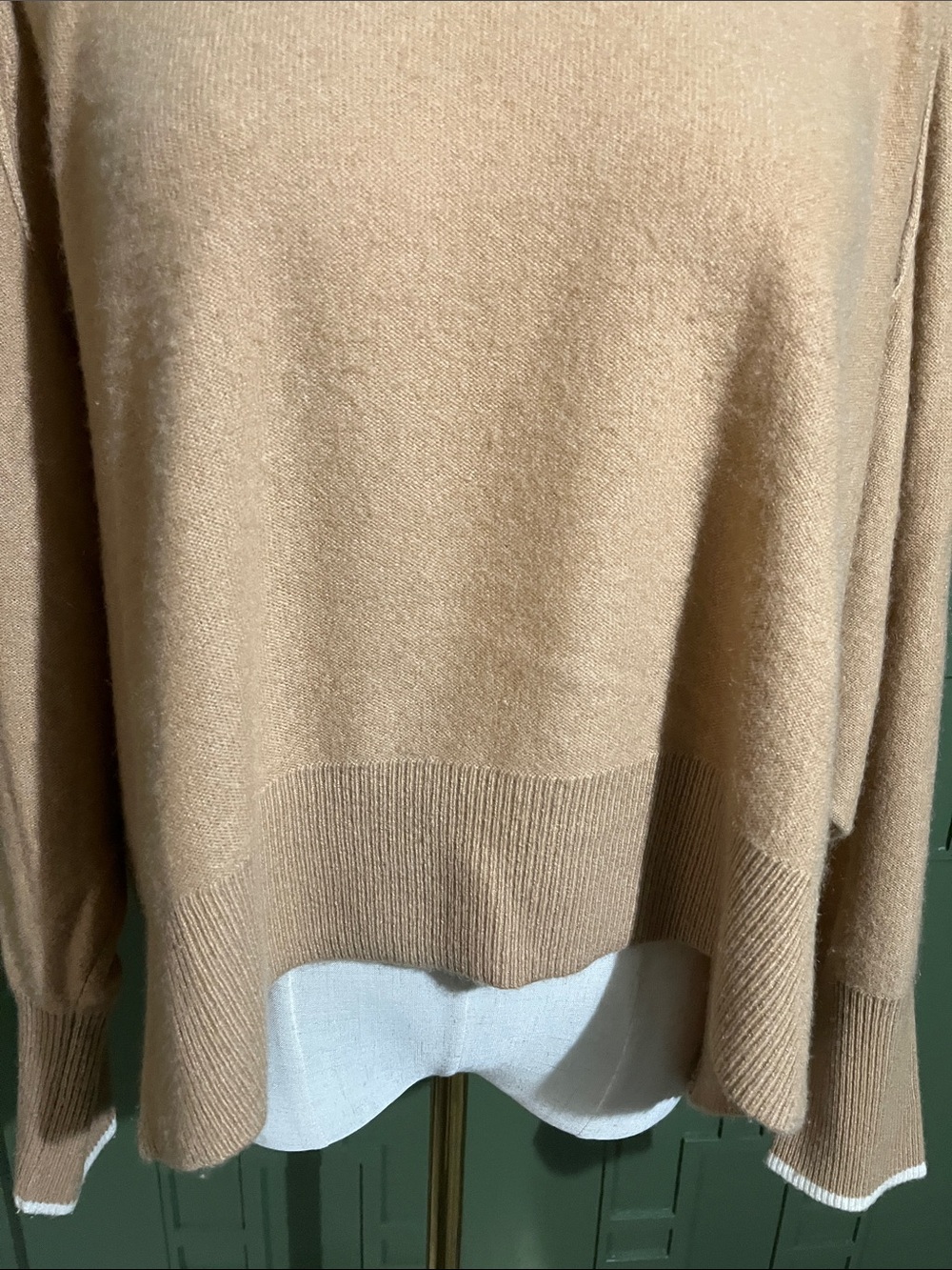 Pilcro Camel Crewneck 100% Cashmere Sweater - Picture 3 of 7